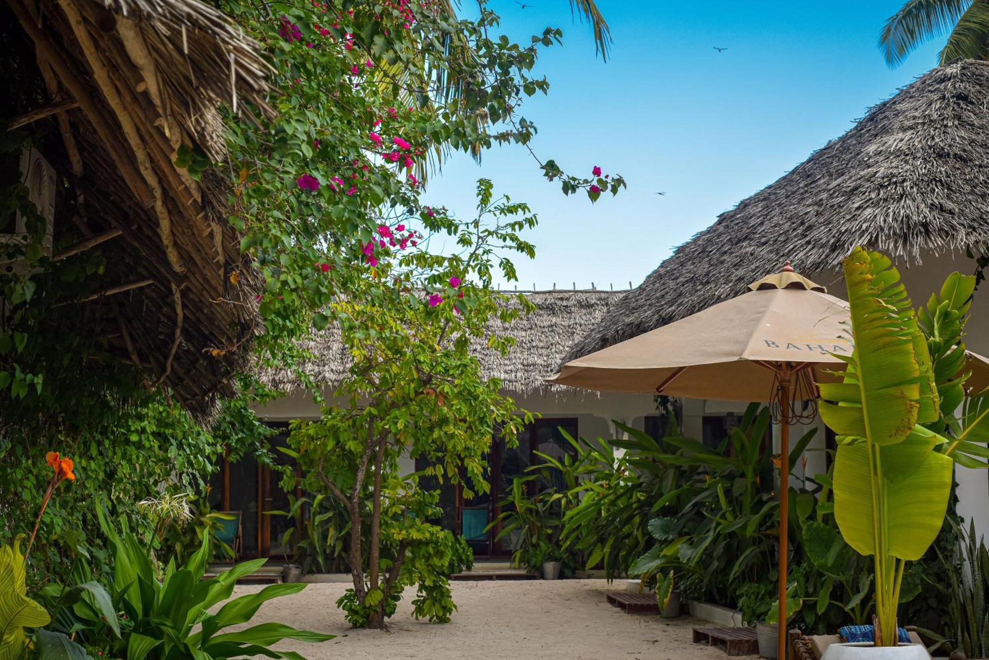 Badolina Bungalows Нунгви Екстериор снимка