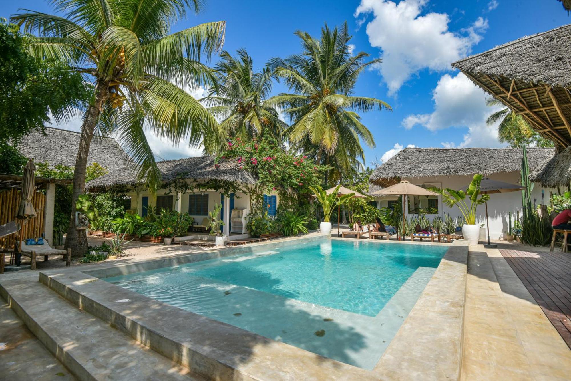 Badolina Bungalows Нунгви Екстериор снимка